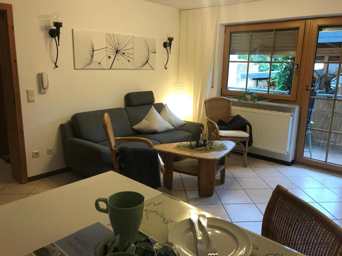 Bio-Ferienweingut Leyendecker Apartment Kattenes Luaran gambar
